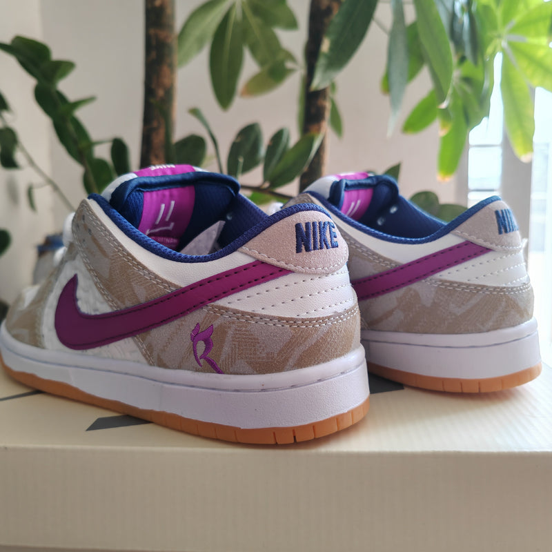 Tênis Nike Sb Dunk Low Rayssa Leall