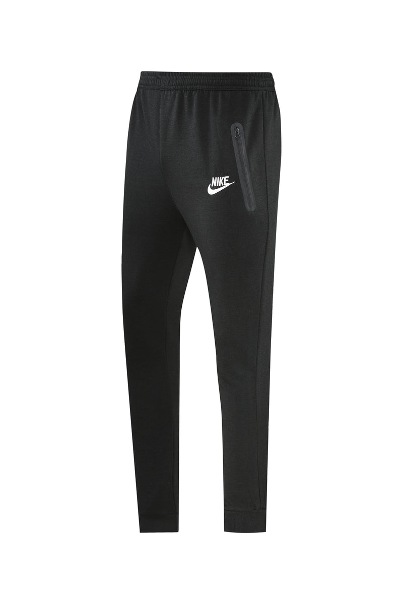 Conjunto Nike Sportswear Tech